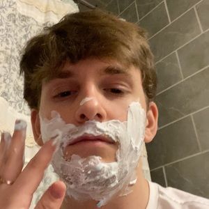 Meet your Posher, Evan